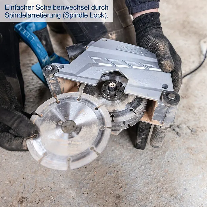 Scheppach Mauernutfräse MNF2250 - 2.250 W, Durchmesser Scheibe: 125 mm - Bild eines Mauernutfräse mit auswechselbaren Trennscheiben. Einfacher Scheibenwechsel durch Spindelarretierung (Spindle Lock).