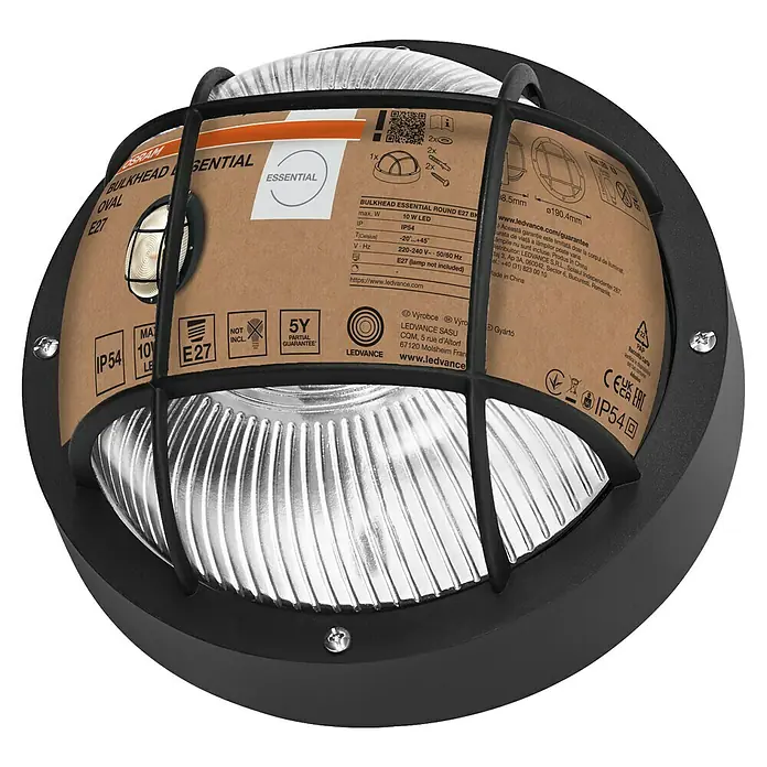 Osram Wand- & Deckenleuchte Bulkhead Essential - Schwarz, 19 x 9,8 cm, E27 - Nahaufnahme der LEDVANCE Bulkhead Essential Oval E27 Außenleuchte mit schwarzem Käfig und Produktinformationen.