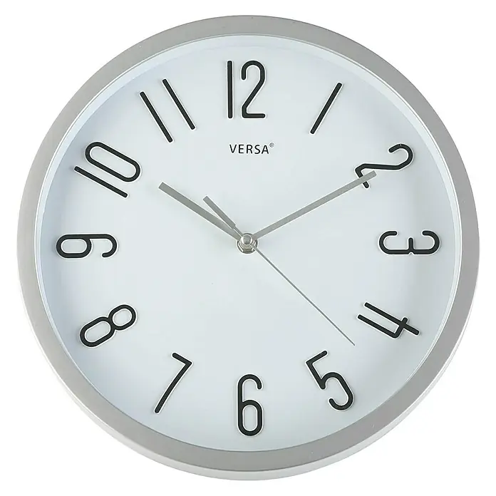Versa Reloj de pared Plat - Diámetro: 30 cm, Plateado - Reloj de pared con marco plateado y esfera con números negros fáciles de leer. Marcando las 10:11, este reloj es perfecto para cualquier hogar.