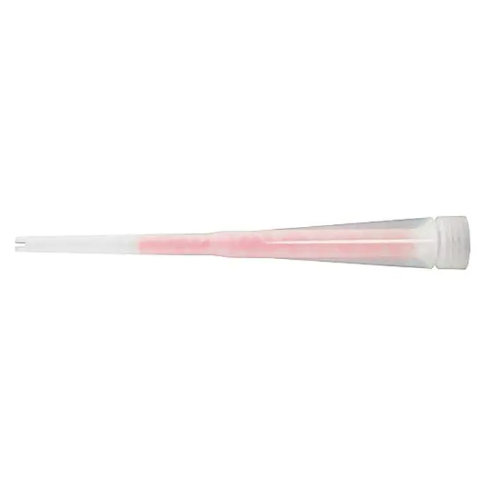 Fischer Mezclador estático FIS MR - Taco químico para cargas pesadas, 1 ud. - Un mezclador estático cilíndrico con líquido rosa en su interior, utilizado para la dispensación y mezcla precisa de materiales.