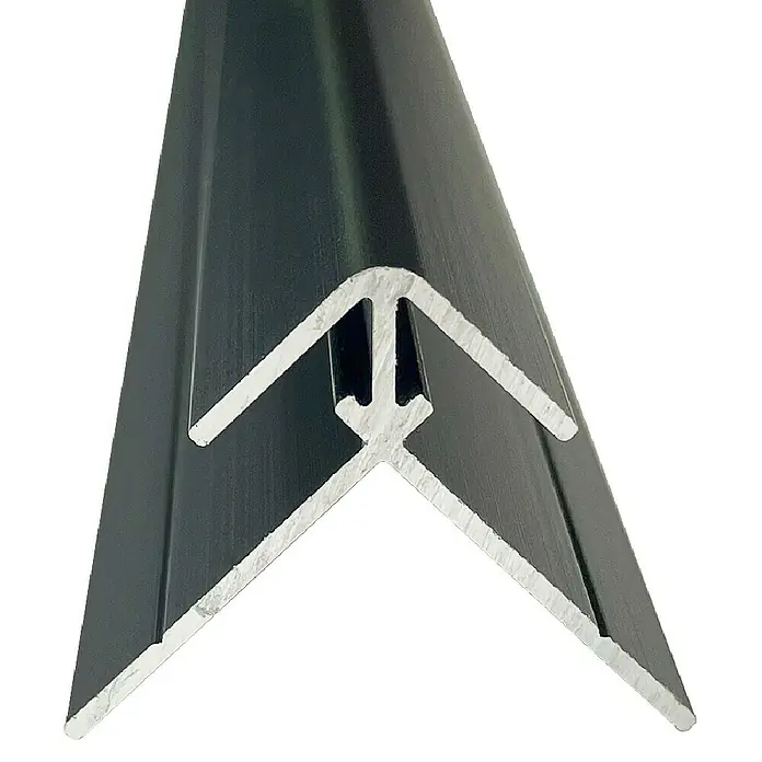 Wetwall Wandpaneel Außeneck-Profil - 244 x 0,7 x 0,5 cm, Schwarz - Schwarzes Aluminium-Eckprofil mit präzisen Kanten und T-Nut für vielseitige Anwendungen in Konstruktion und Design.