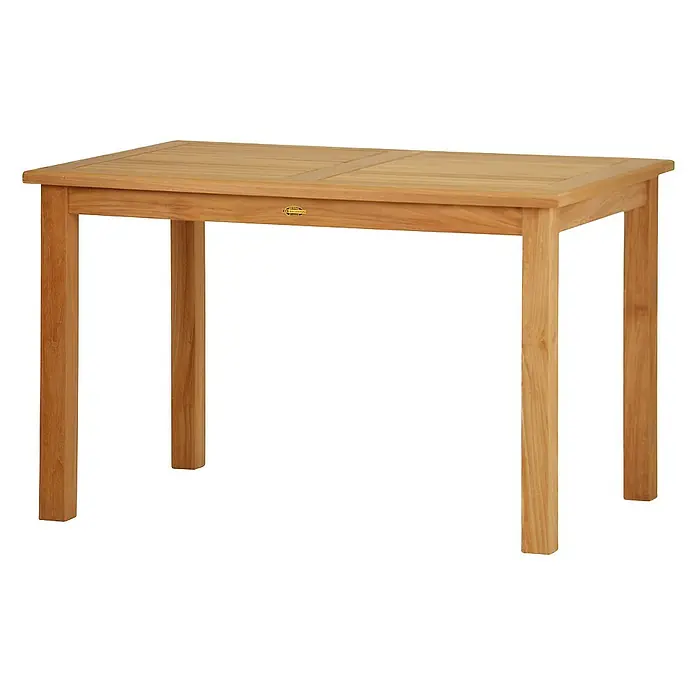 Kai Wiechmann Gartentisch - L x B x H: 150 x 80 x 75 cm, Teakholz, Rechteckig, Naturbelassen - Ein rechteckiger, hellbrauner Holztisch mit Lattenmuster auf der Tischplatte und vier quadratischen Beinen.