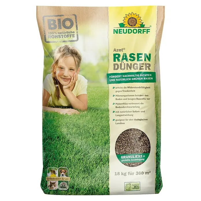 Neudorff Azet Rasendünger - 18 kg, Max. Anwendungsfläche: 360 m² - Rasendünger von Neudorff, ein organischer Dünger für einen dichten und grünen Rasen, dargestellt mit einem lächelnden Kind im Rasen.