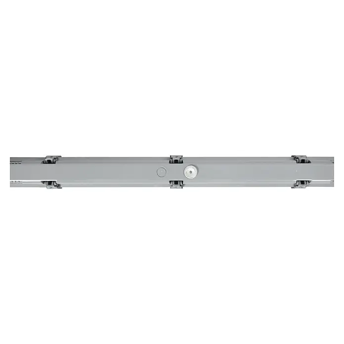 E2 elektro LED-Feuchtraumlichtleiste Multi - L x B x H: 120 x 7 x 7,3 cm, Lichtfarbe: Neutralweiß, 36 W, IP65 - Nahaufnahme einer grauen LED-Leuchte mit Befestigungsclips und runden Aussparungen.