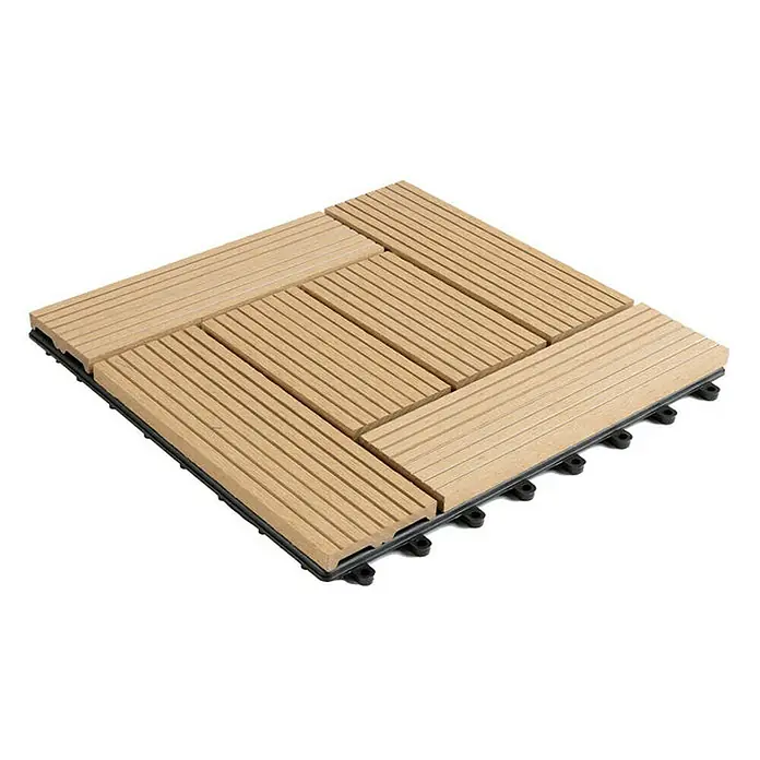 Floordirekt Klickfliese WPC Classic 30 x 30 cm Teak 11er-Set - 11 Stk. - Quadratische Terrassenfliese aus Holzverbundmaterial mit gerillter Oberfläche und schwarzem Kunststoffunterbau für den Außenbereich.