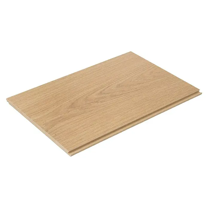 Egger Laminatmuster NatureSense - 297 x 193 x 8 mm, Landhausdiele, Nord Eiche hellbraun - Nahaufnahme einer einzelnen Laminatdiele in hellem Holzton, die die Maserung und Textur des Bodens hervorhebt. Ideal für Bodenbeläge und Innenarchitektur.