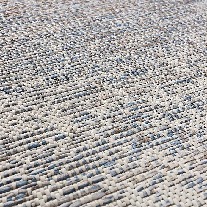 Dekoria Flachgewebeteppich - grau, blau, braun, 170 x 120 cm - Nahaufnahme eines Teppichs mit blau-weißem Webmuster. Der Teppich hat eine markante Textur und ein feines, diagonales Design.