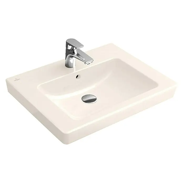 Villeroy & Boch Subway 2.0 Waschtisch - 60 x 47 cm, Mit schmutzabweisender Glasur, Hahnloch: Mitte, Mit Überlauf, Pergamon - Ein cremefarbenes Villeroy & Boch Waschbecken mit Armatur und Überlauf, ideal für moderne Badezimmerdesigns.