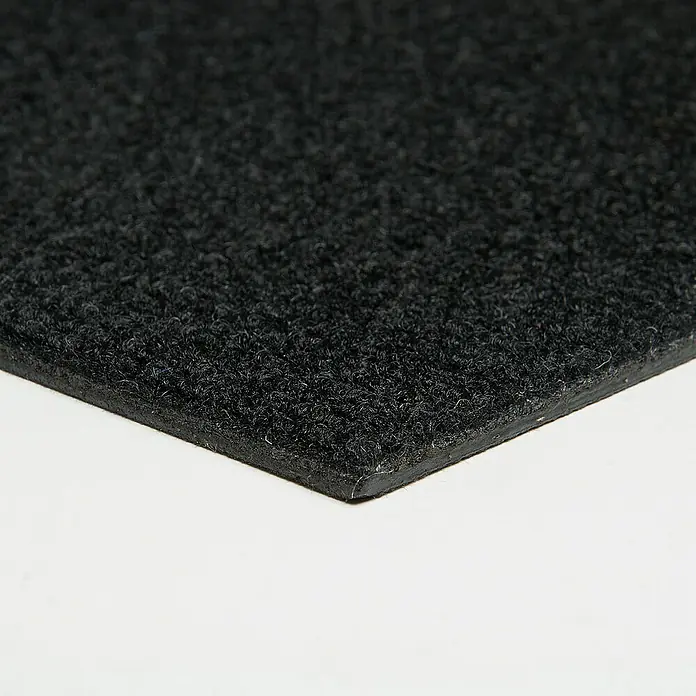 Bricoflor Teppichfliese - Breite: 50 cm, Nadelfilz, Polypropylen, schwarz - Nahaufnahme einer schwarzen, texturierten Teppichfliese mit einer dicken, weichen Oberfläche.