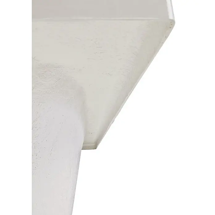 Calmwaters Badewanne Original - Sanitäracryl, Weiß - Nahaufnahme einer weißen Waschtischplatte aus Kunststein mit sichtbarer Oberflächenstruktur.