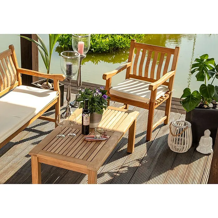 Kai Wiechmann Sitzauflage - Sessel, L x B x H: 45 x 50 x 5 cm, Polyacryl, Dunkelgrün - Gartenmöbel-Set aus Holz mit Tisch, Stuhl und Bank mit weißen Kissen für entspannte Stunden im Freien.