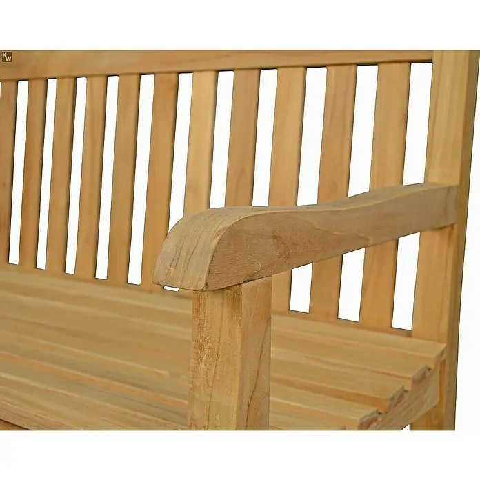Kai Wiechmann Gartenbank - B x T x H: 130 x 65 x 92 cm, Teak, Naturbelassen - Nahaufnahme einer eleganten Teakholzbank, die mit ihrer natürlichen Maserung und ihrem zeitlosen Design besticht.