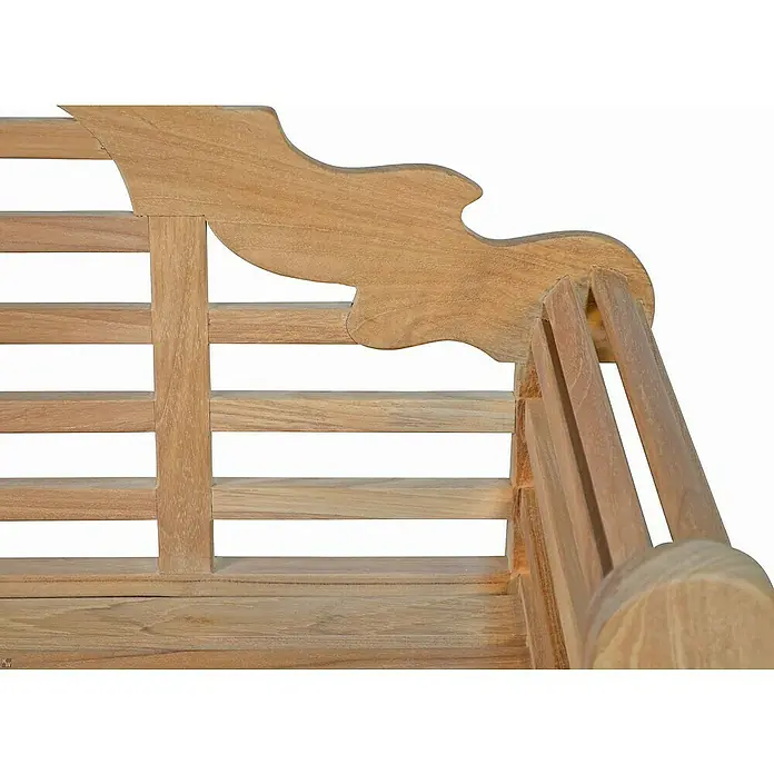 Kai Wiechmann Kinder-Gartenstuhl - Teakholz, Naturbelassen, B x T x H: 80 x 33 x 60 cm - Nahaufnahme einer Gartenbank aus Teakholz mit dekorativer Rückenlehne und Lattenstruktur. Robuste und stilvolle Sitzgelegenheit für den Außenbereich.