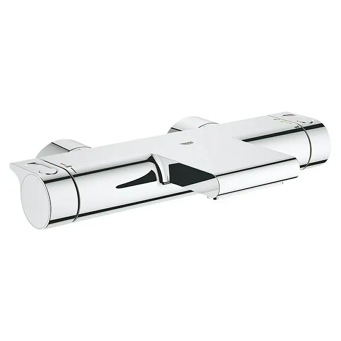 Grohe Grohtherm 2000 Wannenthermostat - Chrom - Ein Chrom Grohe Duschthermostat mit einem runden Drehgriff auf der linken Seite und einem Temperaturregler, elegant und modern.