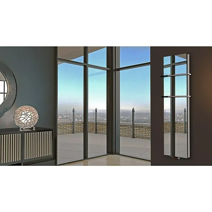 Badheizkörper Mirror - B x H: 470 x 1.800 mm, Nennleistung: 1.964 W, 2 x Halter 15mm, Spiegel - Elegantes Badezimmer mit einem modernen Spiegelheizkörper mit praktischen Ablagen, der sowohl Funktion als auch Design vereint.