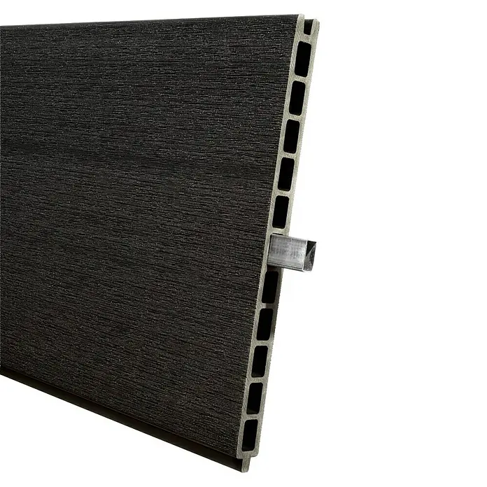 Steckzaun Verona - 177,3 x 28 cm, Anthrazit - Nahaufnahme eines Profils einer schwarzen WPC-Fassadenverkleidung mit Nut- und Feder-System für einfache Montage.