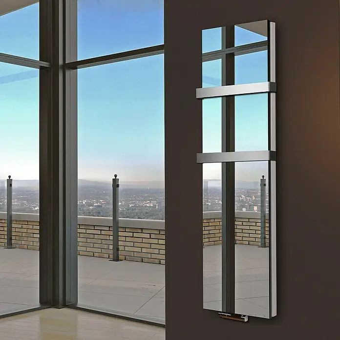 Badheizkörper Mirror - B x H: 470 x 1.800 mm, Nennleistung: 1.964 W, 2 x Halter 50mm, Spiegel - Elegantes Spiegelheizkörper-Design.