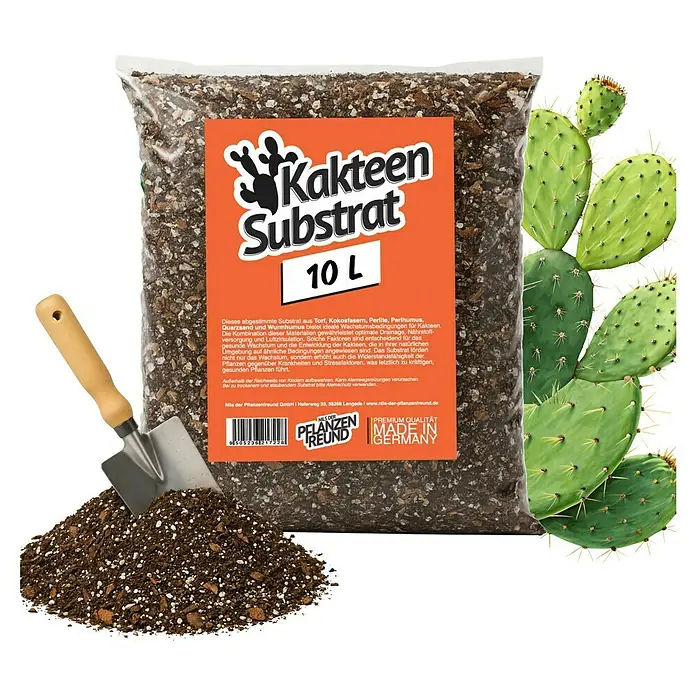Pflanzensubstrat Kakteensubstrat - 10 l - Abbildung des Kakteen-Substrats 10L, eine spezielle Erdmischung für Kakteen, neben einer Schaufel und einem Kaktus.