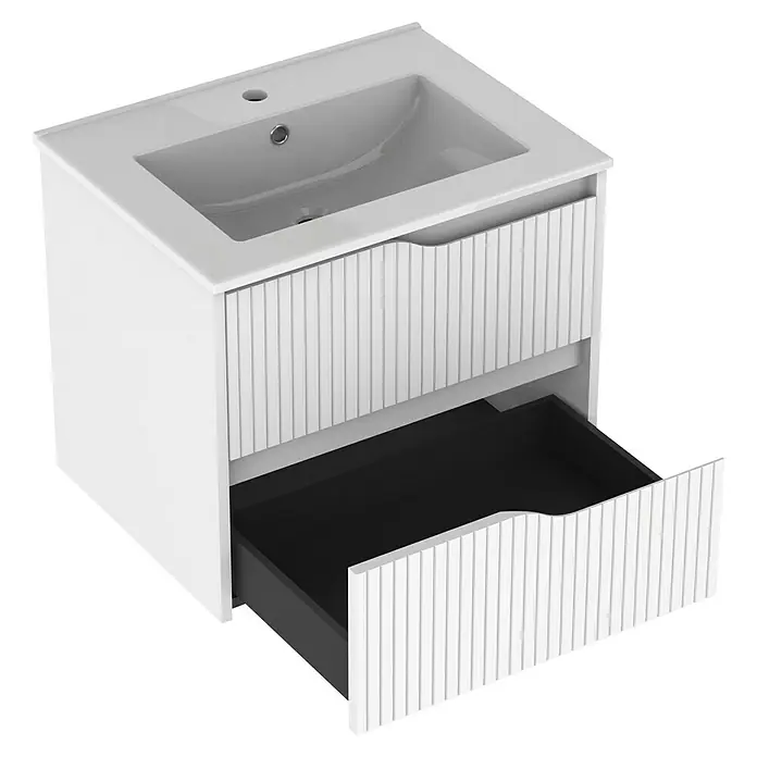 Outlets Bath Waschbeckenunterschrank Soho - 60 x 45 x 50 cm, Weiß - Bild eines modernen weißen Waschtischunterschranks mit offenem Schubfach. Das Möbelstück ist stilvoll und funktional.