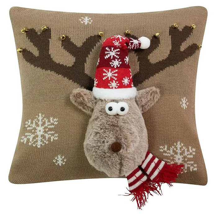 Kissen Rudolf - Beige, L x H: 40 x 40 cm - Dekoratives Weihnachtskissen mit Rentier-Motiv, Mütze und Schal, ideal für festliche Stimmung im Wohnbereich.