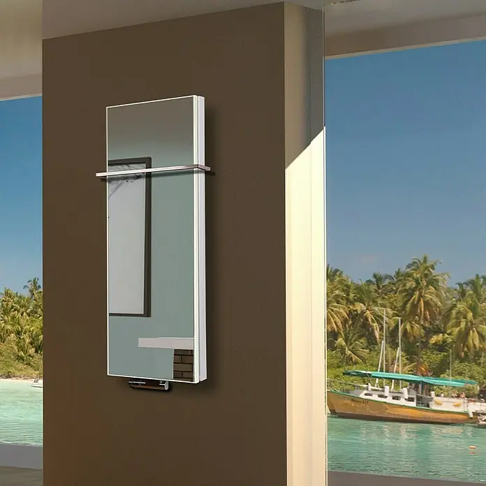 Badheizkörper Montevideo - B x H: 470 x 1.200 mm, Nennleistung: 1.458 W, Spiegel, 1 x Halter 15mm - Ein moderner Spiegelschrank mit Regal und Handtuchhalter vor einem tropischen Fenster bietet praktischen Stauraum.