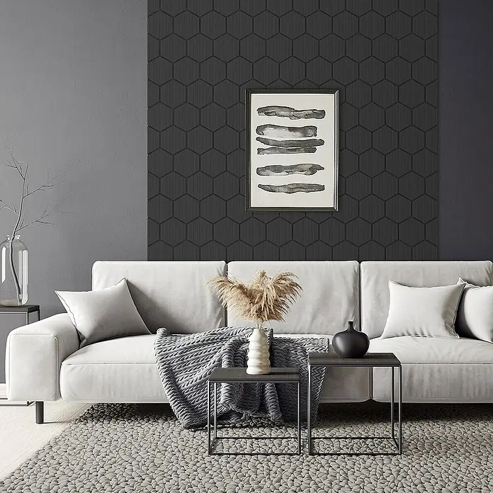 ML-Design Akustikpaneel - Schwarz, L x B x S: 2,1 cm x 66,6 cm x 2,1 mm, 2 Stk., 1 m² - Wohnzimmer mit grauem Teppich, weißem Sofa, Couchtisch und gerahmtem Kunstwerk an einer Wand mit geometrischem Muster.