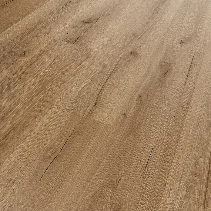 Vinylboden SPC - Eiche Tobacco, Landhausdiele, 1.220 x 182 x 3,5 mm - Nahaufnahme eines hellbraunen Laminatbodens mit Holzmaserung und Astlöchern.