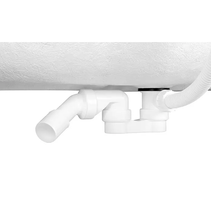 Calmwaters Eckbadewanne Curved Wellness - L x B: 150 x 150 cm, Sanitäracryl, Weiß - Nahaufnahme eines weißen Siphon-Ablaufsystems unter einer Badewanne, das die Sanitärinstallation zeigt.