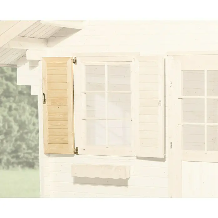 Weka Fensterladen - Passend für: Weka Gartenhäuser 149 & 177 - Nahaufnahme eines weißen Holzhauses mit Fensterläden, die teilweise geöffnet sind und Einblick ins Innere geben.