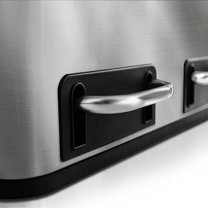 Floordirekt Standard Mülleimer Felix 2 x 30 L Edelstahl - 60 l, Edelstahl, Edelstahl - Nahaufnahme eines Abfalltrennsystems aus Edelstahl mit Fußpedalen für eine einfache und hygienische Mülltrennung.