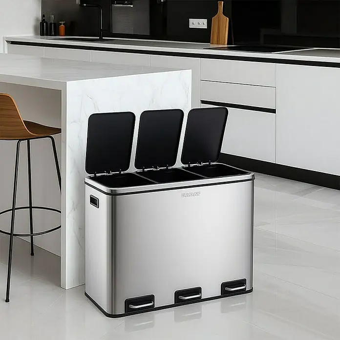 Floordirekt Standard Mülleimer Felix 3 x 18 L Edelstahl - 54 l, Edelstahl, Edelstahl - Edelstahl-Mülleimer mit drei Fächern und separaten Tretpedalen zur einfachen Mülltrennung in einer modernen Küche.