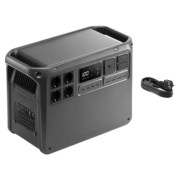 DJI Powerstation Power 2000 - 2.048 Wh, Schwarz - Abbildung eines tragbaren Kraftwerks Power 7000 mit verschiedenen Anschlüssen und einem Netzkabel für den Einsatz im Freien oder als Notstromversorgung.