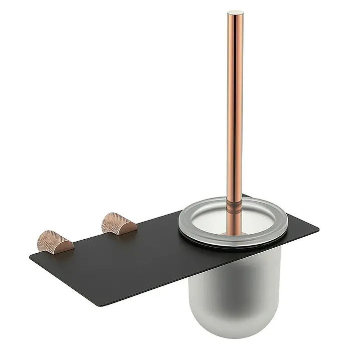 Bath Stage B-Luxor Escobillero - Altura: 36 cm, Negro / Oro rosa, Latón - Primer plano de un moderno portaesquobillas con mango color cobre, bandeja negra y recipiente blanco mate, que muestra elegantes complementos de baño.
