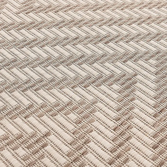 Dekoria Flachgewebeteppich - creme, beige, 120 x 120 cm - Detailaufnahme eines Teppichs mit Fischgrätenmuster in Beige- und Brauntönen.