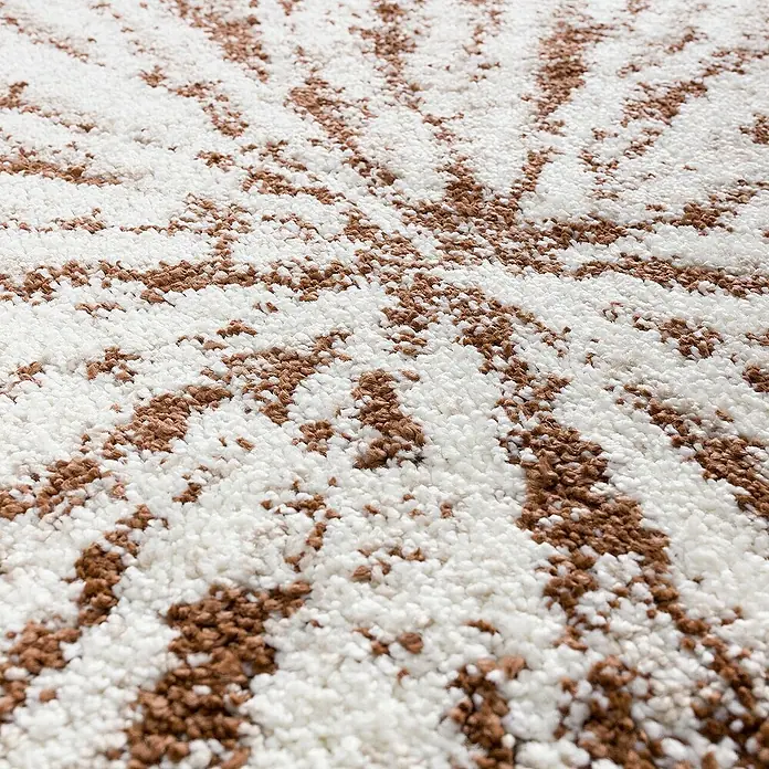 Dekoria Flachgewebeteppich - weiß, creme, beige, braun, 290 x 200 cm - Nahaufnahme eines Teppichs mit weißem und braunem Muster in Sternform, der eine gemütliche und stilvolle Atmosphäre schafft.
