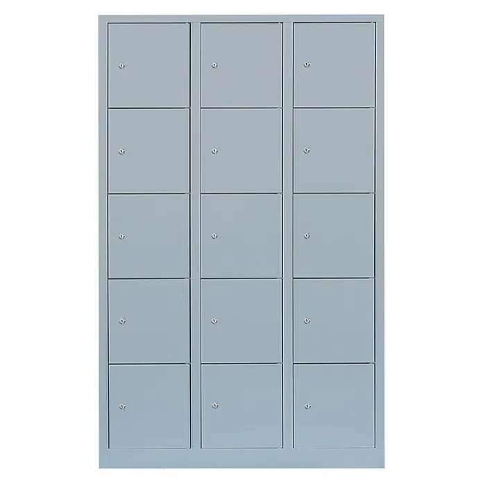 Lüllmann Schließfachschrank XL - H x B x T: 190 x 118,5 x 45 cm, Lichtgrau, Fertig montiert, Anzahl Fächer: 15 Stk. - Ein grauer Schrank mit mehreren quadratischen Fächern, jedes mit einem Schloss, präsentiert eine praktische Aufbewahrungslösung.