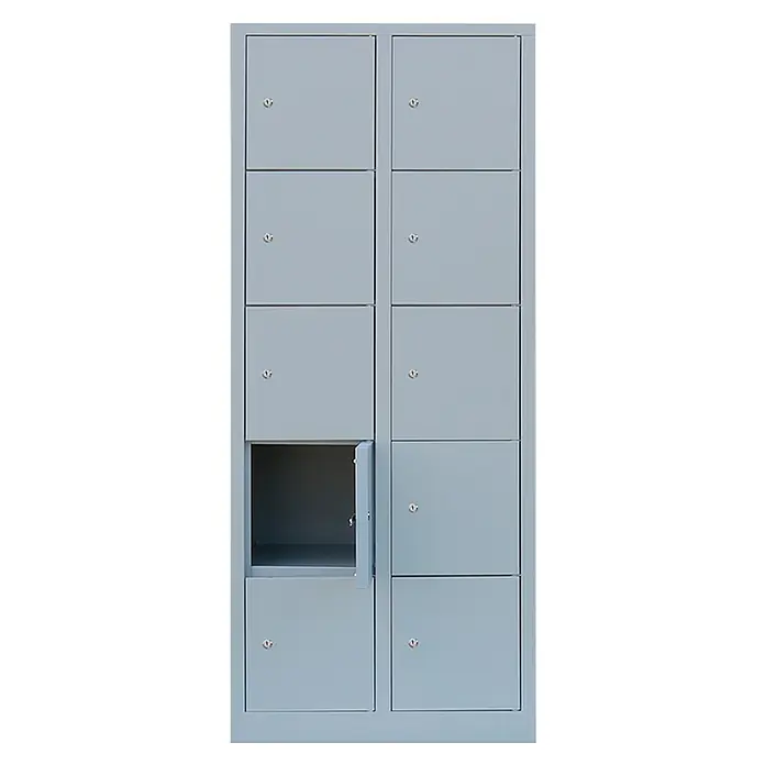 Lüllmann Schließfachschrank XL - H x B x T: 180 x 80 x 45 cm, Lichtgrau, Fertig montiert, Anzahl Fächer: 10 Stk. - Graue Schließfächer zur sicheren Aufbewahrung mit einer geöffneten Tür, ideal für Schulen oder Fitnessstudios.