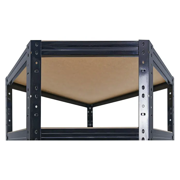 shelfplaza Schwerlastregal BLACK - H x B x T: 180 x 90 x 60 cm, Traglast pro Boden: 175 kg, Stecken, schwarz - Detailaufnahme eines robusten Metallregals mit Holzablagen, ideal für Lagerung und Organisation in Werkstatt oder Garage.
