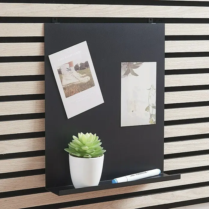 Magnettafel - L x B x H: 7 mm x 30 mm x 36,5 cm, Passend für: Akustikpaneele, Montageart: Einhängen - Magnettafel mit Pflanzen- und Kartenhalter zur Wandbefestigung. Ideal für Notizen und Dekorationen im Büro oder Zuhause.