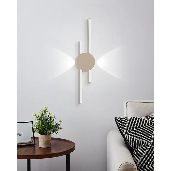 Eglo Aplique de pared LED Venticello - 23 W, L x An x Al: 75 x 20 x 5,5 cm, Beige, Blanco cálido - Aplique de pared moderno con diseño geométrico. La luminaria combina un círculo beige con elementos verticales blancos para una iluminación elegante.