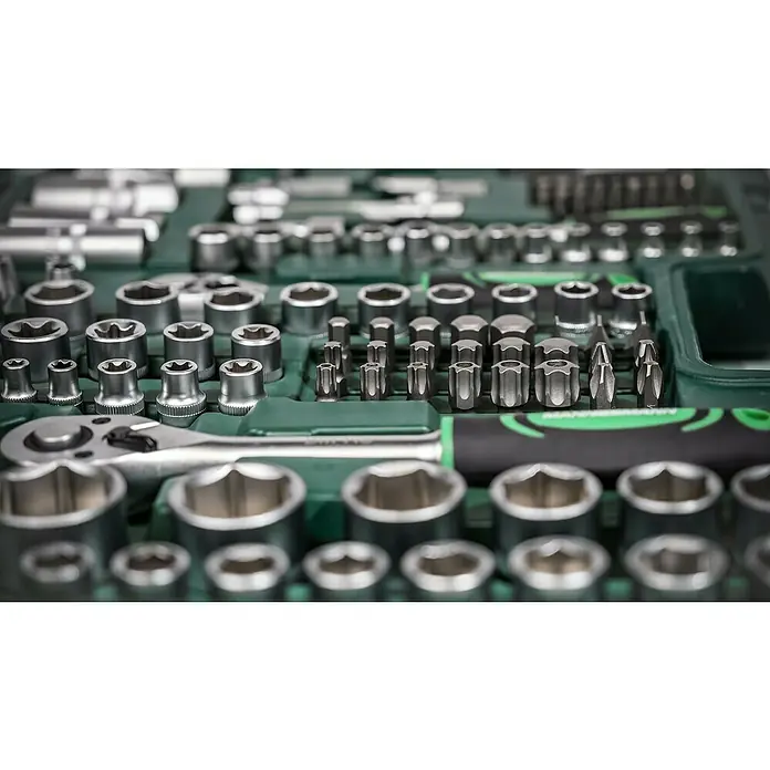 Brüder Mannesmann Steckschlüssel-Set 1/4" + 3/8" + 1/2" - 179 -tlg. - Sortimentskasten mit verschiedenen Steckschlüsseleinsätzen, Bits und einer Knarre. Vielseitiges Werkzeugset für Heimwerker und Profis.