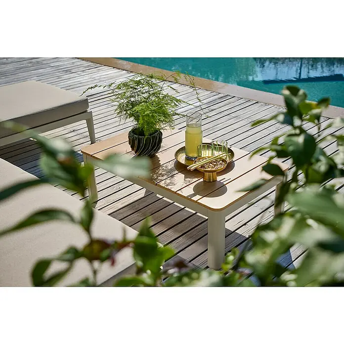 Sunfun Solo Loungetisch - B x T x H: 99,5 x 57 x 32,5 cm, Aluminium, Light-Greige - Ein stilvoller Gartentisch mit Getränken und Snacks, perfekt für entspannte Stunden im Freien. Das ideale Möbelstück für Terrasse oder Garten.