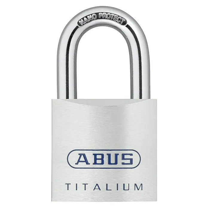 Abus Vorhängeschloss Titalium 80TI/50 - Schlossdicke: 23 mm, Bügelstärke: 10 mm - Nahaufnahme eines ABUS TITALIUM-Vorhängeschlosses mit NANO PROTECT-Technologie, das Sicherheit und Haltbarkeit verspricht.