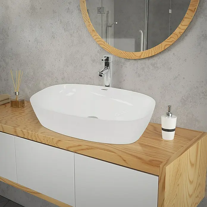 LuxeBath Aufsatzwaschbecken Waschschale Aufsatzwaschtisch Weiß inkl. Ablaufgarnitur ohne Überlauf - Ohne Spezialglasur, Weiß - Elegantes Badezimmerwaschbecken in Weiß auf einem modernen Holzunterschrank mit passendem Spiegel.