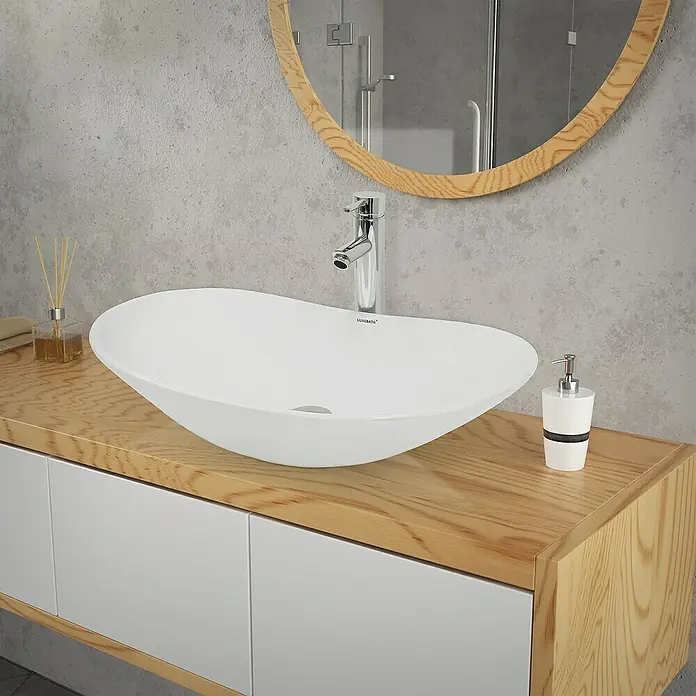 LuxeBath Aufsatzwaschbecken Waschschale Aufsatzwaschtisch Weiß inkl. Ablaufgarnitur ohne Überlauf - 36,5 x 64 cm, Ohne Spezialglasur, Weiß, Silber - Ein modernes Badezimmerwaschbecken mit einem schlanken Design, ideal für stilvolle Badezimmer.