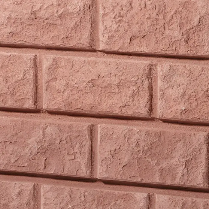 Garantia Exklusive Line Regenspeicher Rocky - 400 l, Redstone - Nahaufnahme einer Wand aus roten Ziegelsteinen, die ein rustikales und robustes Erscheinungsbild bietet. Perfekt für dekorative Wandverkleidungen.