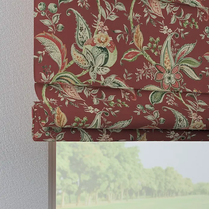 Dekoria Raffrollo - B x H: 130 x 170 cm - Nahaufnahme eines eleganten Faltstores mit floralem Muster in einem warmen Rotton, der stilvollen Sichtschutz bietet.