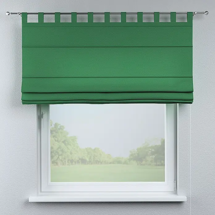 Dekoria Raffrollo - B x H: 130 x 170 cm - Grüner Raffrollo vor einem Fenster, der das Tageslicht sanft filtert und eine angenehme Atmosphäre im Raum schafft.