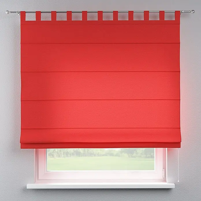 Dekoria Raffrollo - B x H: 100 x 170 cm - Eine rote Faltjalousie hängt vor einem Fenster und sorgt für Sichtschutz und eine wohnliche Atmosphäre.