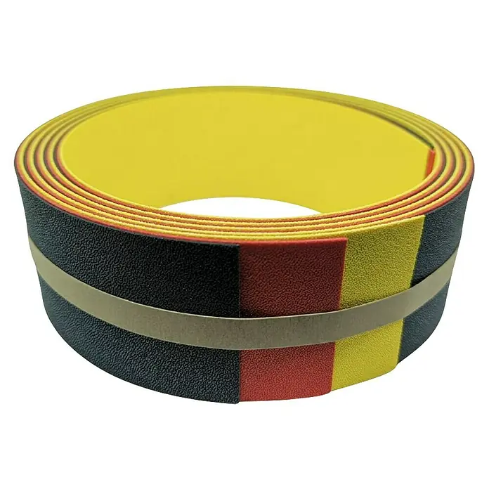 zaun|zu Sichtschutzstreifen Deutschland - 2,55 m x 19 cm x 0,1 cm, Schwarz/Rot/Gelb, Schmal - Diese Abbildung zeigt ein Lenkerband in den belgischen Farben, das aufgerollt und mit einem Band zusammengehalten wird. Das Band ist gelb gefüttert.